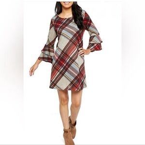 RONNI NICOLE Ronni Nicole plaid 3/4 Bell Sleeved Dress Size Large NWT